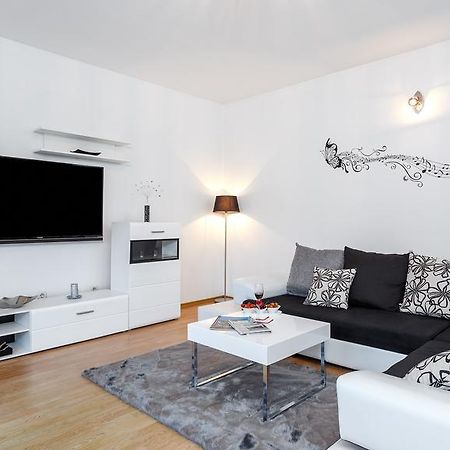 Holiday Home Iris Marina Luaran gambar