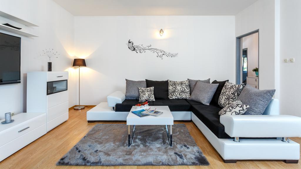Holiday Home Iris Marina Luaran gambar