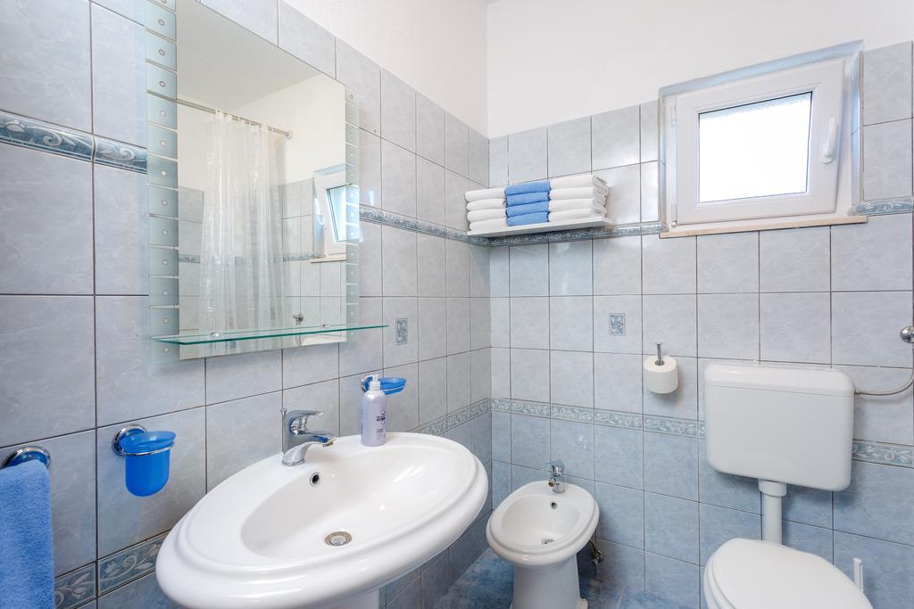 Holiday Home Iris Marina Luaran gambar