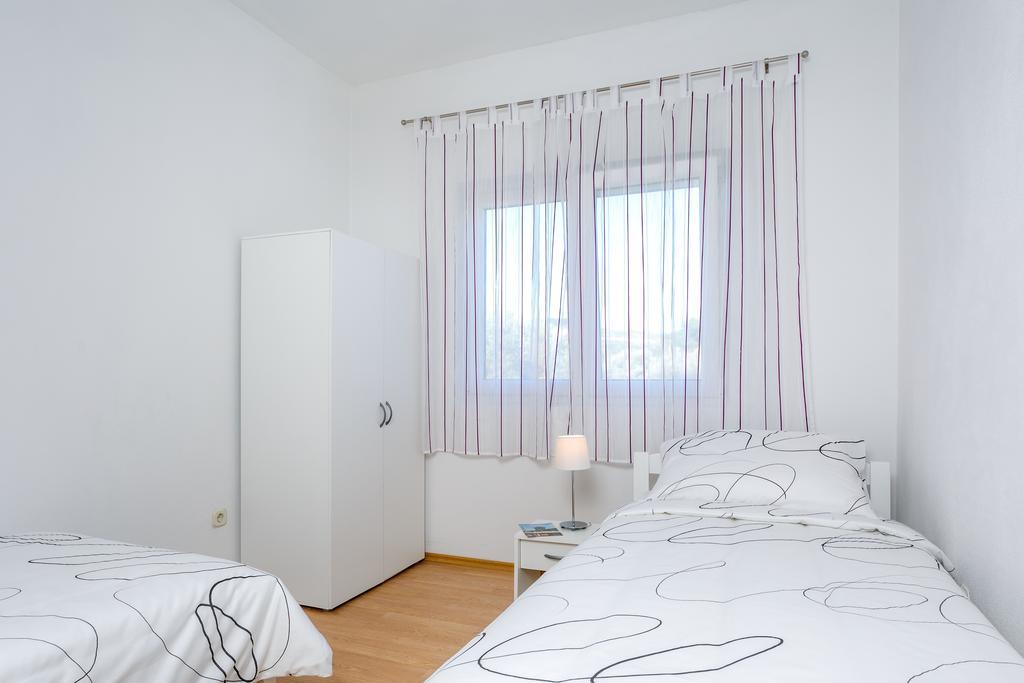 Holiday Home Iris Marina Luaran gambar